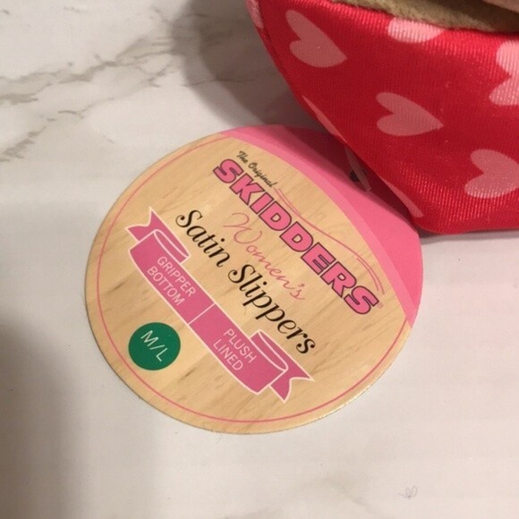 Cozy satin slippers bundle size medium/large - Picture 3 of 8